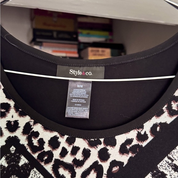 ✨ Fierce Vintage Style & Co. Top | Animal Print Statement Piece - Size M ✨ - Picture 8 of 15